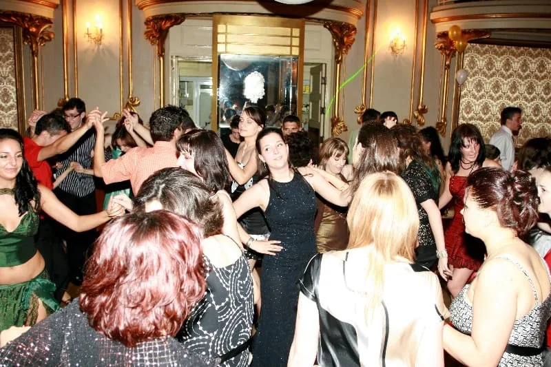 Eveniment PartyDJ București — sonorizare și lumini profesionale, fotografie 17